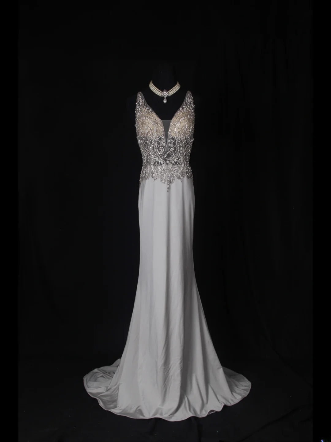 Vintage Mermaid V Neck Silver 1970s With Silver Beads Bodice Long Prom Dresses Inspo 19th Birthday Outfit Formal Gown AS354