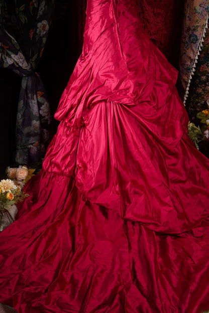 Charming Strapless Lace Satin Quinceanera Ball Gown With Train Sweet 15 15 Anos Formal Pageant Dress RB8578