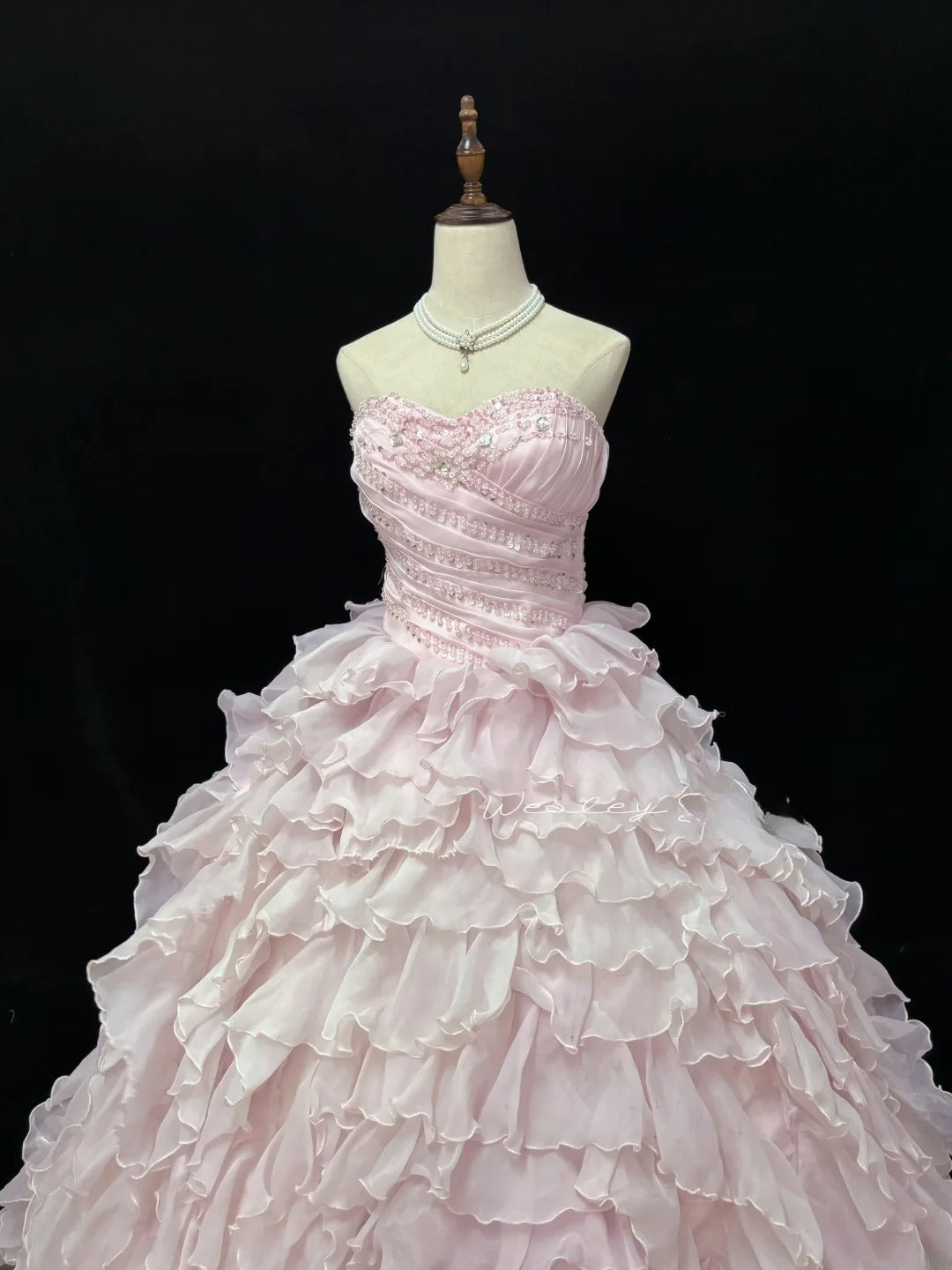 Beautiful Ball Gown Sweetheart Pink Poofy Long With Ruffled Tiered Chiffon Quince Dress inspo Quinceanera Dresses Sweet 15 16 Outfits RB7821