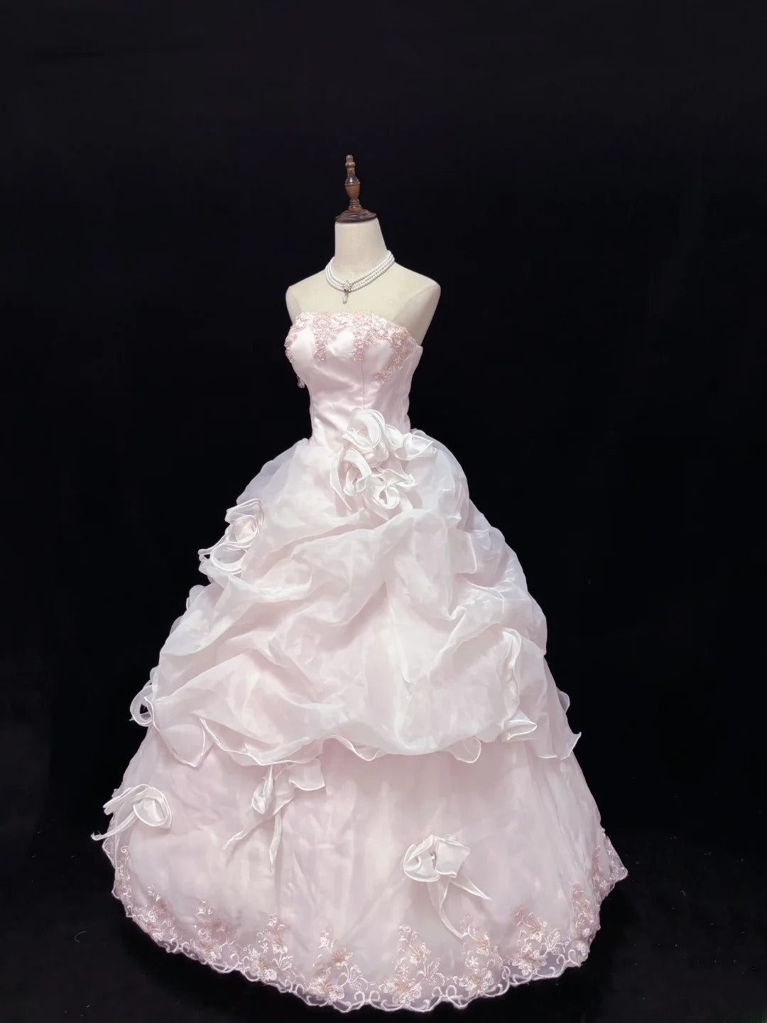 Beautiful Ball Gown Strapless Poofy Long With Ruffled Tiered Lace Pink Quince Dress inspo Quinceanera Dresses Sweet 15 16 Outfits RB7823