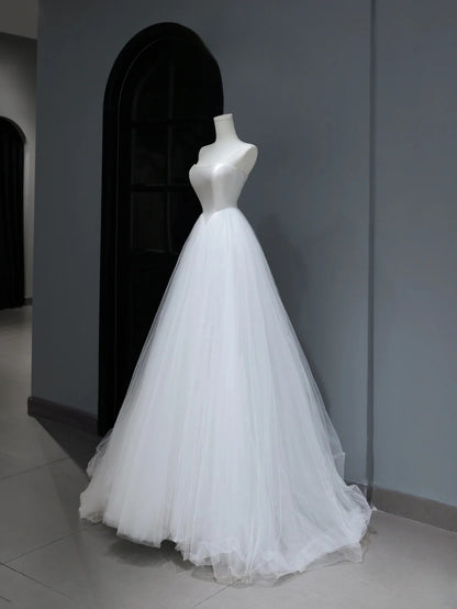 Dream Long Wedding Gowns Ball Gown Strapless Sleeveless Simple Bohemian Style for Bride With Corset Fitted Bridal Dress AS370