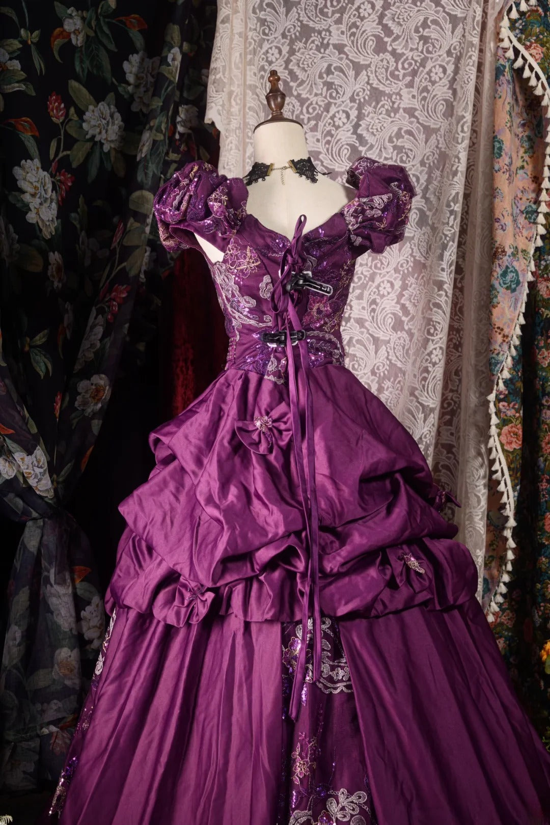 Charming Square Neck Purple Satin Quinceanera Ball Gown For Sweet 15 15 Anos Formal Pageant Dress Photoshoot & Celebration RB8580