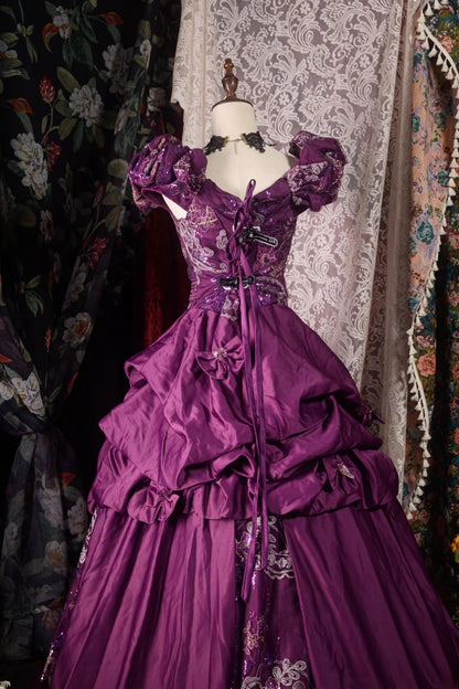 Charming Square Neck Purple Satin Quinceanera Ball Gown For Sweet 15 15 Anos Formal Pageant Dress Photoshoot & Celebration RB8580