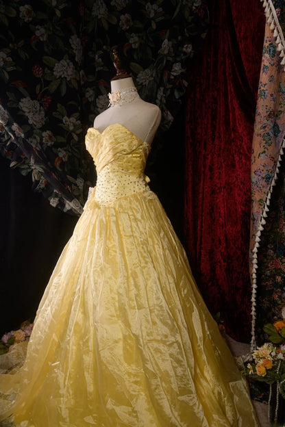 Elegant Ball Gown Sweetheart Yellow Birthday Outfits Quinceanera Dress Sweet 15 15 Anos Quinceañera Dresses For Pageant RB8586