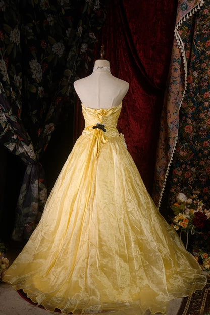 Elegant Ball Gown Sweetheart Yellow Birthday Outfits Quinceanera Dress Sweet 15 15 Anos Quinceañera Dresses For Pageant RB8586