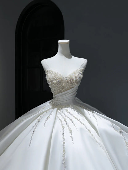 Princess Long Wedding Dress Ball Gown Sweetheart Style for Bride With Pearls Beaded Bodice Train Bridal Dresses AS385