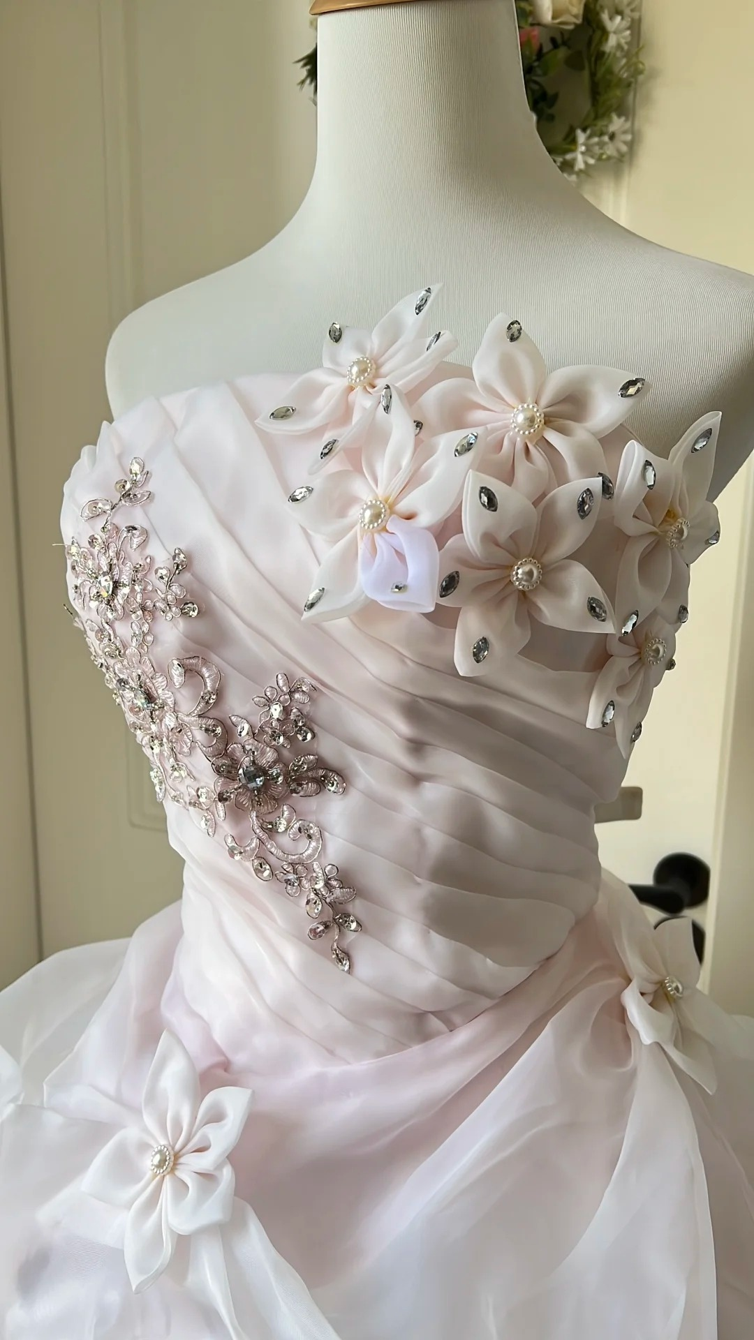 Sweet 15 Quinceanera Dresses Ball Gown Strapless Pearl Pink With Tiered Flowers Long 16th Birthday Dress RC0710