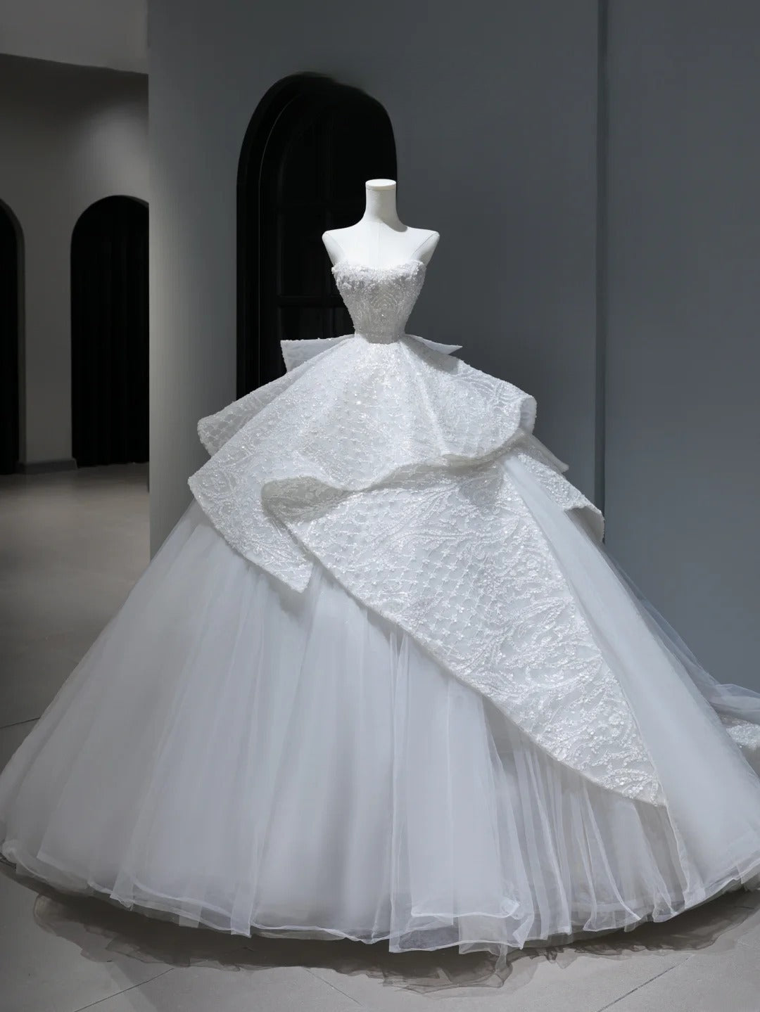 Princess Long Wedding Dress Ball Gown Sweetheart Style for Bride With Sequin Beaded Bodice Train Bridal Dresses AS387