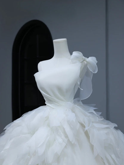 Modest Long Wedding Dress Ball Gown One Shoulder Style for Bride With Tiered Pleated Bodice Train Bridal Dresses AS392