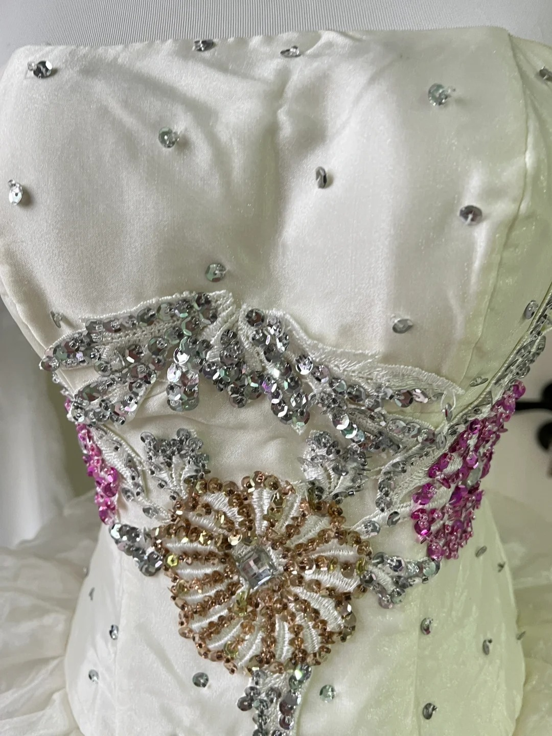 Sweet 15 Quinceanera Dresses Ball Gown Strapless White With Crystals Long 16th Birthday Dress RC0719