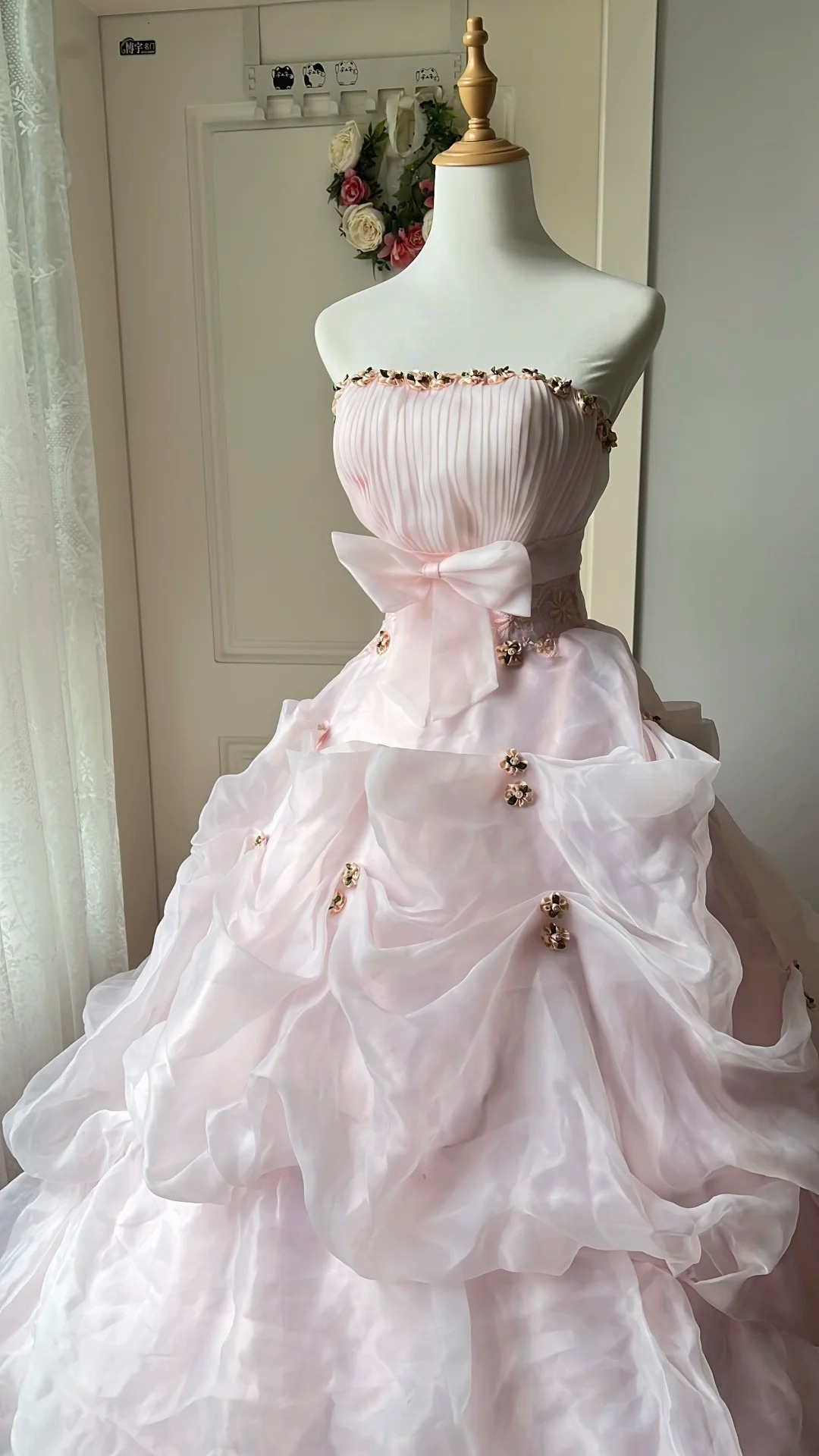 Sweet 15 Quinceanera Dresses Ball Gown Strapless Pink With Tiered Crystals Long 16th Birthday Dress RC0720