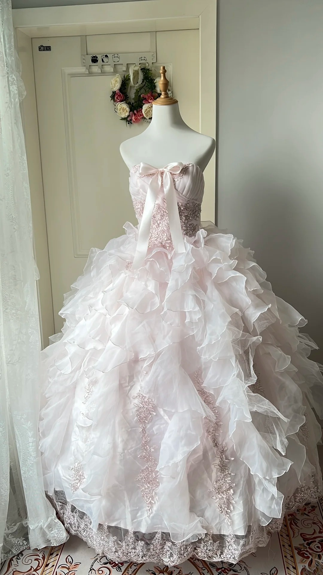 Sweet 15 Quinceanera Dresses Ball Gown Sweetheart Pink With Tiered Appliqued Long 16th Birthday Dress RC0721