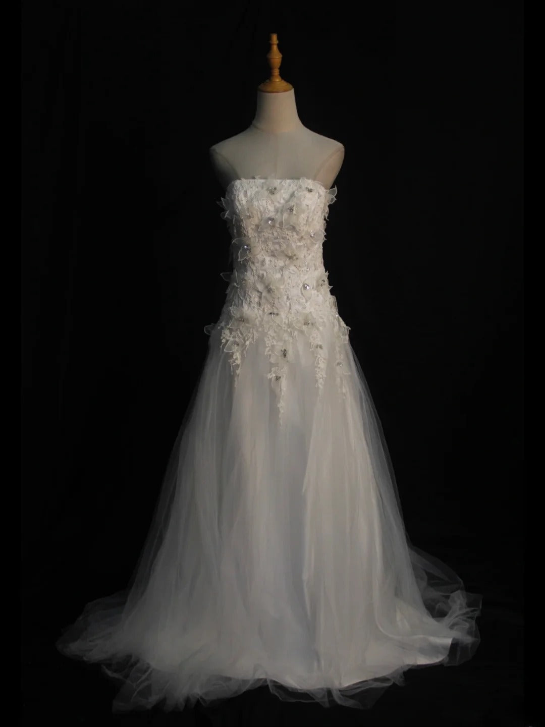 Women's Elegant Ball Gown Strapless Vintage Tulle Lace Wedding Dress for Bride Sweep Train Wedding Dresses AS401