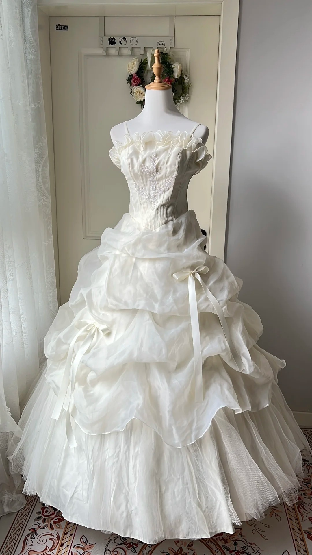 Sweet 15 Quinceanera Dresses Ball Gown Spaghetti Straps White With Layers Tiered Long 16th Birthday Dress RC0726