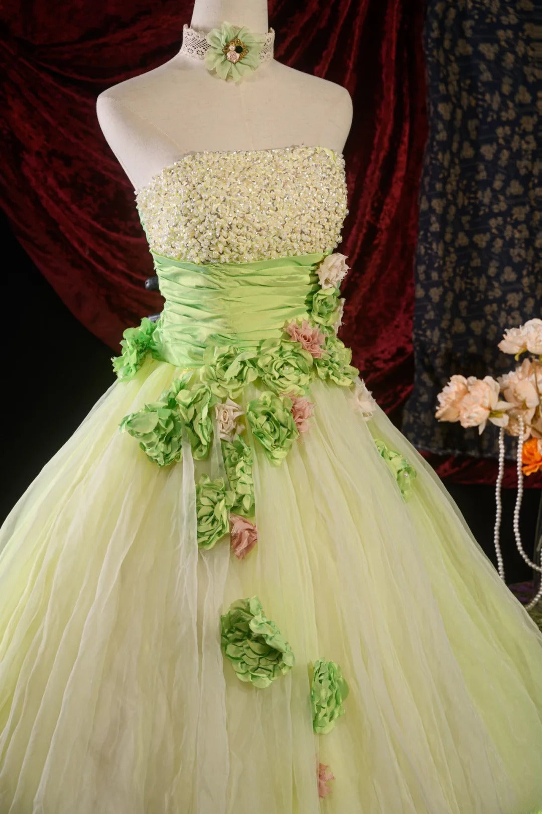Ball Gown Strapless Sage Green Tulle Sweet 15 Quinceanera Dresses Formal Gown For 15 Anos Celebration RB8597