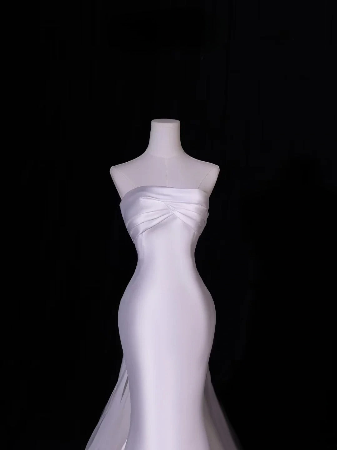Modest Long Wedding Dresses Mermaid Strapless Silky Satin Style for Bride With Pleated Bodice Train Bridal Dresses AS407