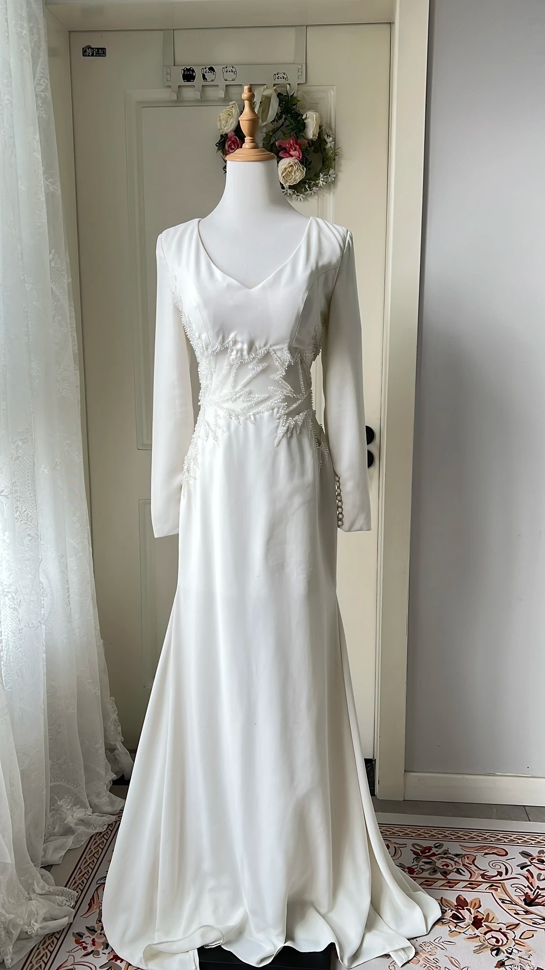 Simple Wedding Dress Mermaid V Neck White With Long Sleeves Beading Bridal Gown RC0730
