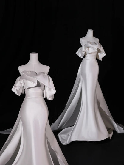 Simple Long Wedding Dresses Mermaid Strapless Silky Satin Style for Bride With Pleated Bodice Train Fitted Bridal Dresses AS409