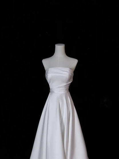 Simple Long Wedding Dresses A Line Strapless Silky Satin Style for Bride With Pleated Bodice Train White Fitted Bridal Dresses AS410