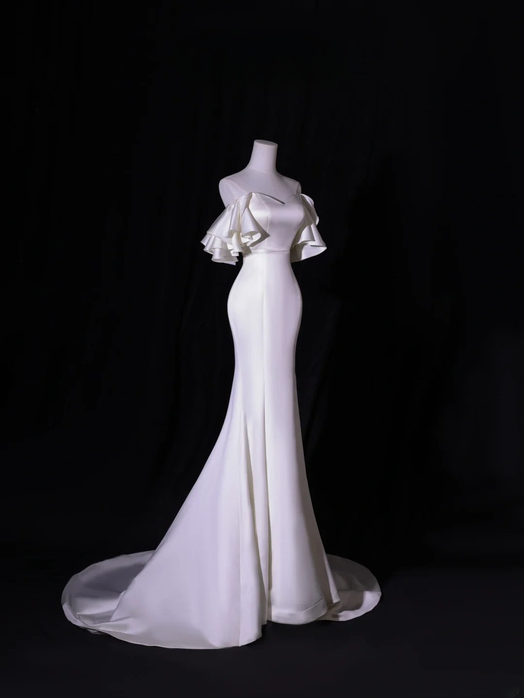 Simple Long Wedding Dresses Mermaid Off The Shoulder With Short Sleeves Silky Satin Style For Brides White Fitted Bridal Dresses AS417