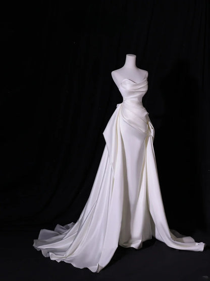 Simple Long Wedding Dresses Mermaid White Mermaid Satin Pleats Wedding Dress Silky Satin Style For Brides Fitted Bridal Gowns AS418