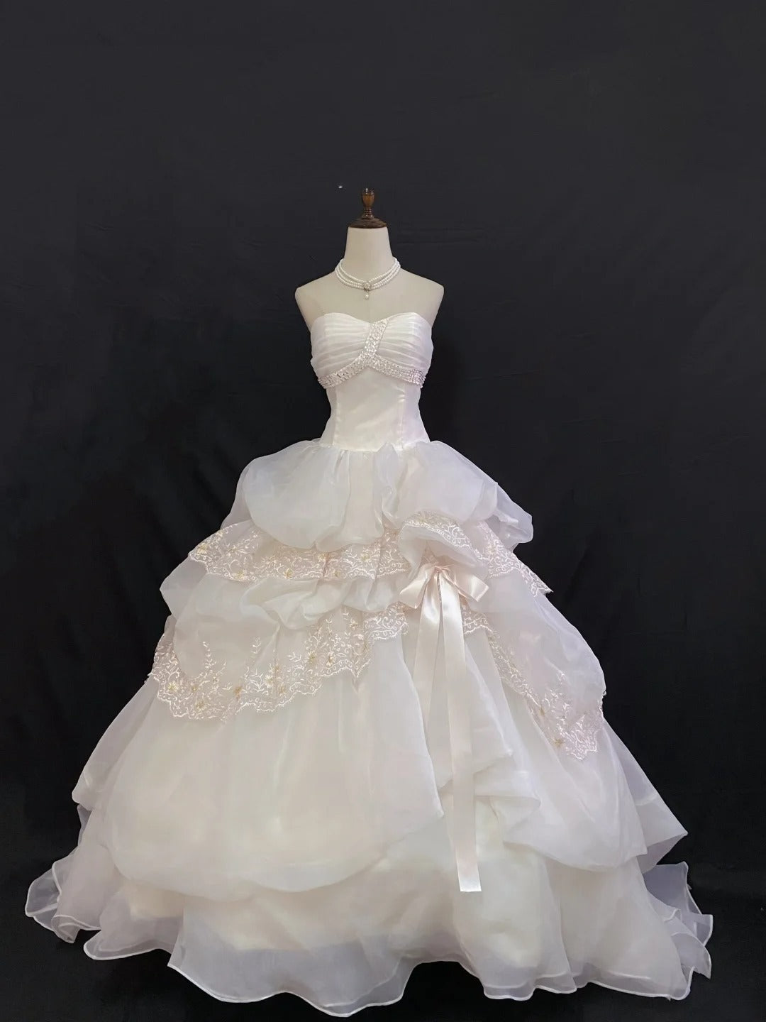 Princess Vibes Ball Gown Sweetheart Light Pink Long With Tiered Ruffled Corset Fitted Back Quince Dress inspo Quinceanera Dresses Sweet 16 Outfit RB7875
