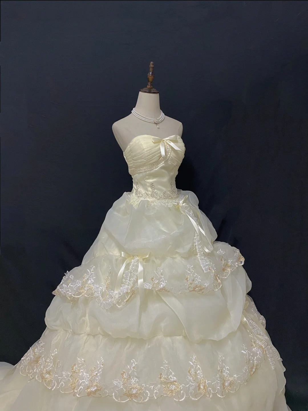 Princess Vibes Ball Gown Sweetheart Light Yellow Long With Tiered Ruffled Corset Fitted Back Quince Dress inspo Quinceanera Dresses Sweet 16 Outfit RB7877