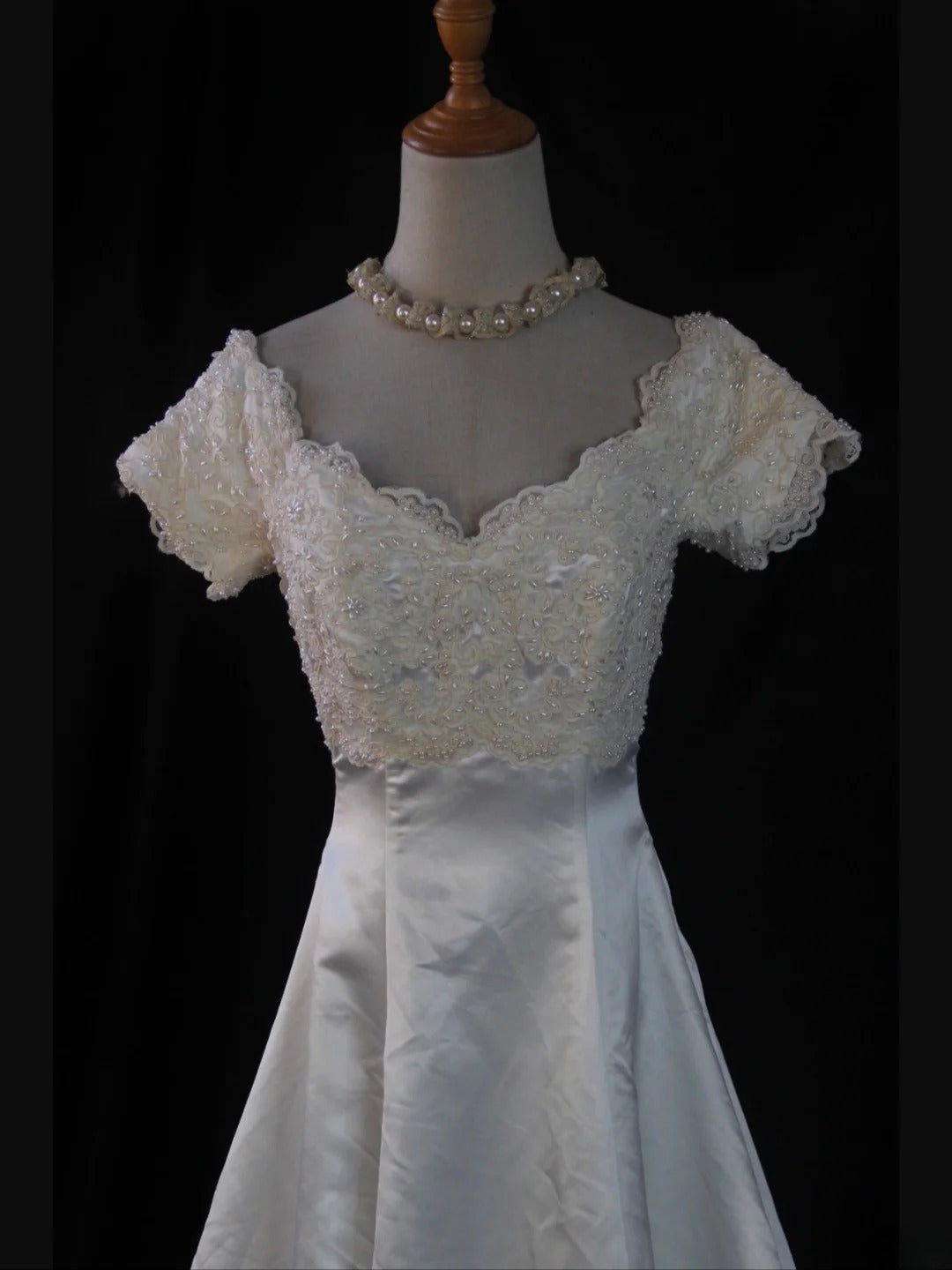 Retro 1950s Wedding Dresses for Bride Ball Gown V Neck With Short Beads Sleeves Lace Petite/Plus Size Bridal Gowns for Summer Wedding AS433
