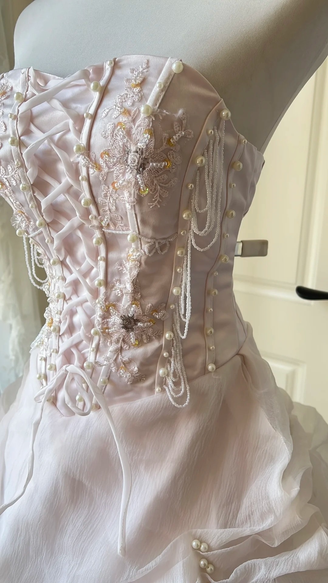 Sweet 15 Dress Quinceanera Dresses Ball Gown Strapless Light Pink Tulle With Appliques Long 16th Birthday Outfits RC0754