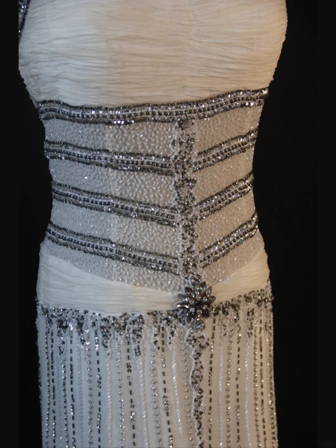 Vintage Mermaid Halter White Chiffon 80s With Silver Beaded Bodice Long Prom Dresses Inspo Birthday Outfit Formal Dress For Women AS441