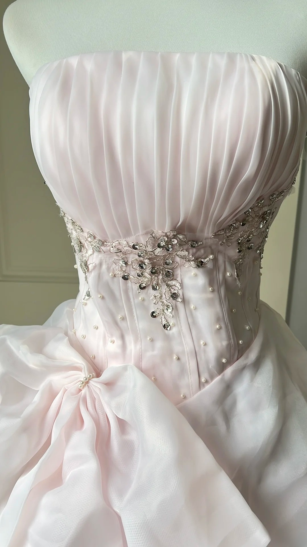 Sweet 15 Dress Quinceanera Dresses Ball Gown Strapless Pearl Pink With Tiered Beaded Long 16th Birthday Outfits RC0761
