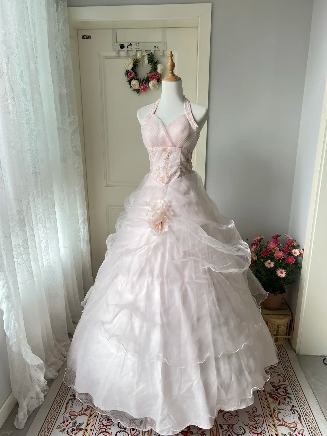Sweet 15 Dress Quinceanera Dresses Ball Gown Halter Pink With Tiered Flower Long 16th Birthday Outfits RC0768