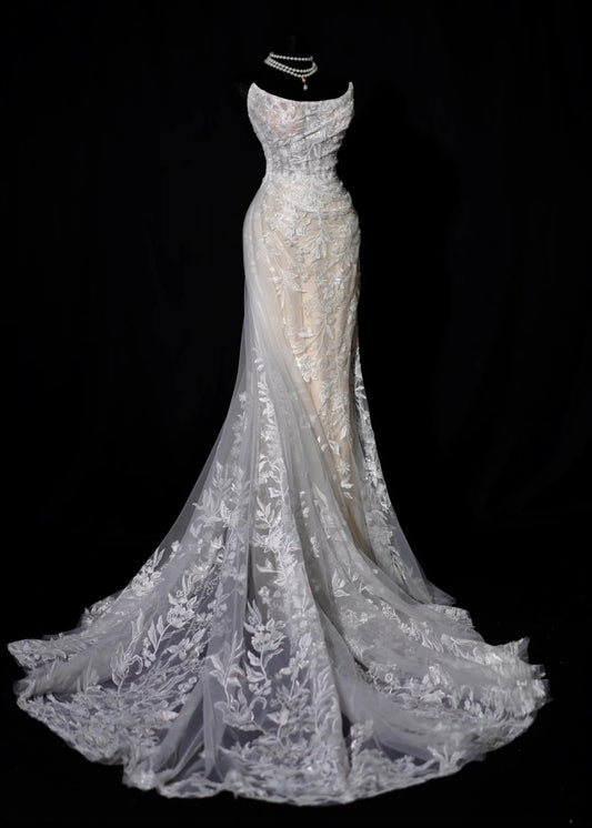 Romantic Long Wedding Dresses White Mermaid Strapless Lace Long Wedding Dress Style For Brides Fitted With Train Bridal Gowns AS456