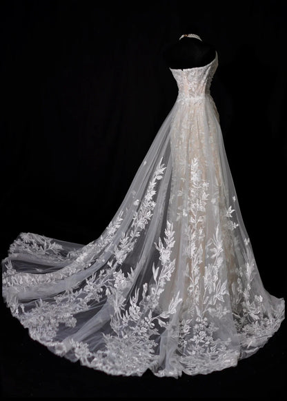 Romantic Long Wedding Dresses White Mermaid Strapless Lace Long Wedding Dress Style For Brides Fitted With Train Bridal Gowns AS456