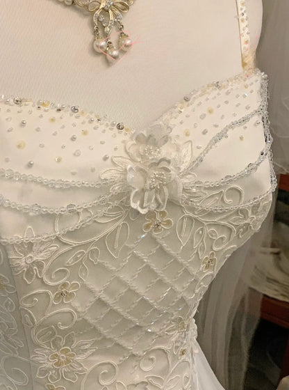 Vintage Wedding Dress White Ball Gown Spaghetti Straps Lace With Appliques Bridal Gown for Big Day RB9568