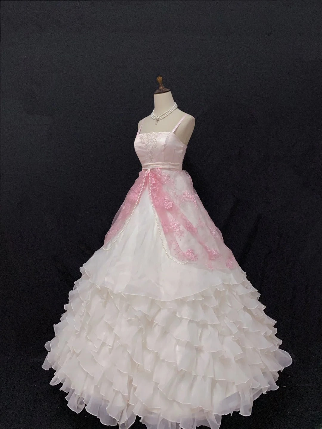 Aesthetic Ball Gown Spaghetti Straps Pink Chiffon Long With Tiered Layers Lace Long Quince Dress Quinceanera Dresses Formal 16th Birthday Outfits RB7921