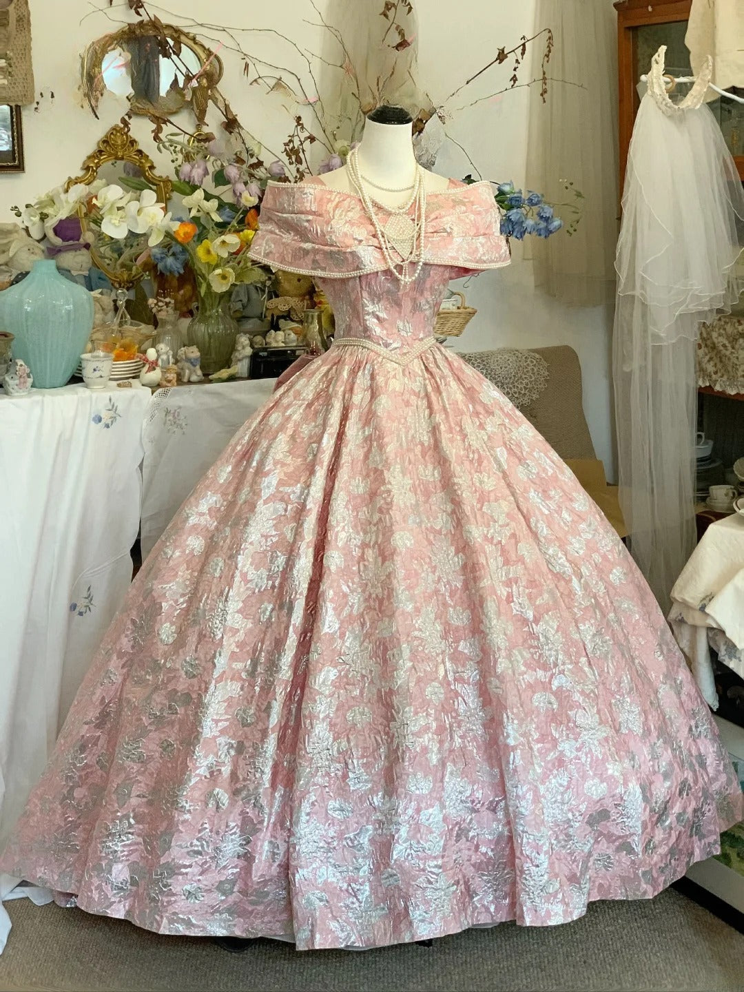 Sweet 16 Dress Ball Gown Pink Floral Satin With Pearls Vestido De 15 Sweet Sixteen Dress RB9573