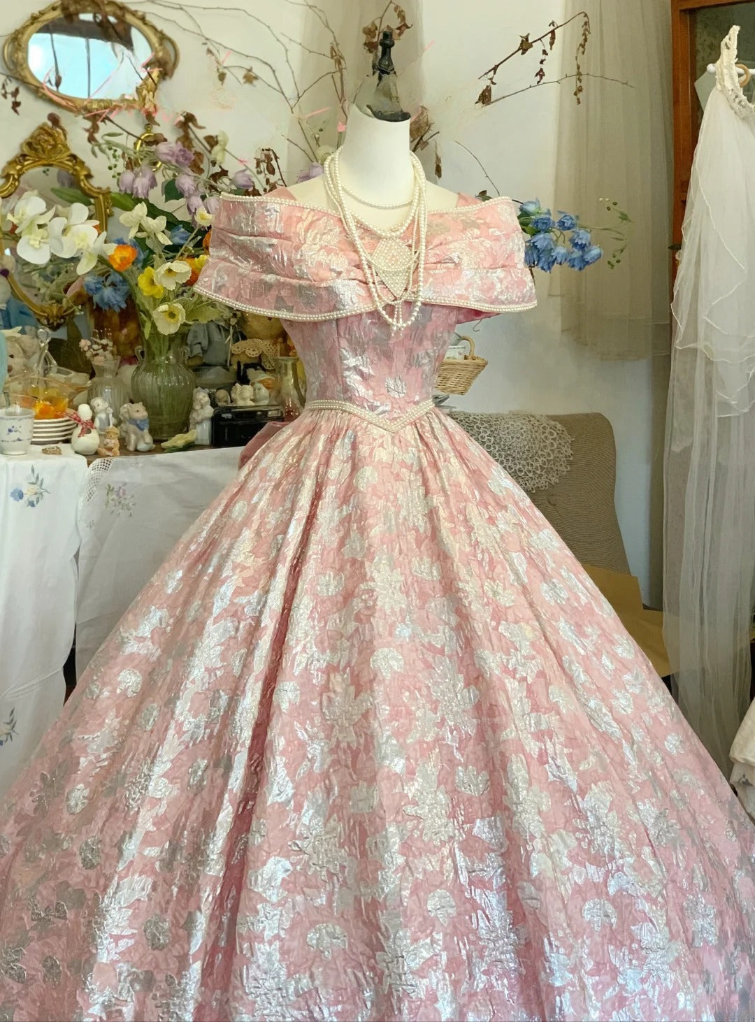 Sweet 16 Dress Ball Gown Pink Floral Satin With Pearls Vestido De 15 Sweet Sixteen Dress RB9573