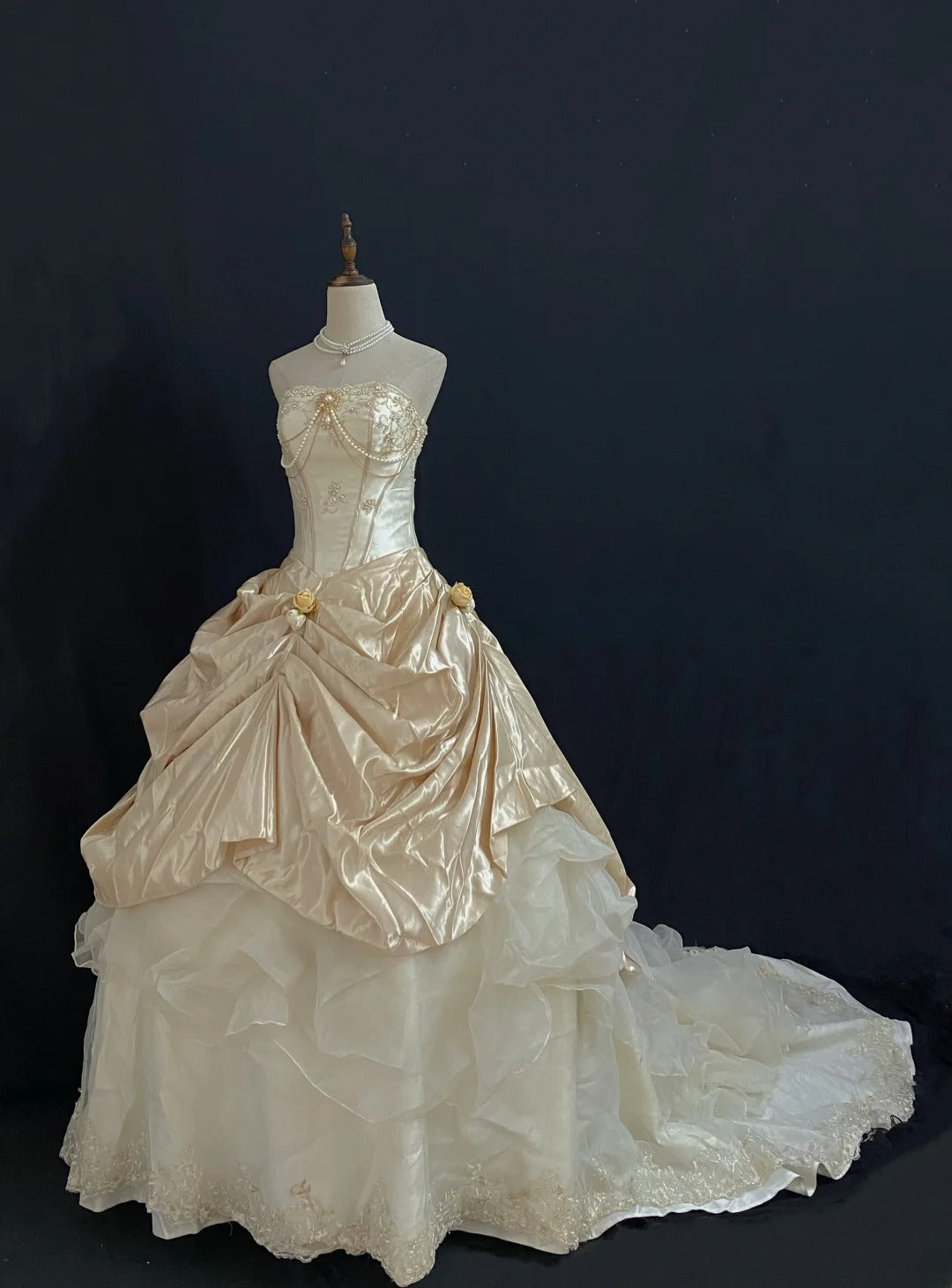 Princesses Ball Gown Strapless Gold Lace Long With Tiered Layers Quince Dress inspo Quinceanera Dresses Formal 16th Birthday Outfit RB7928