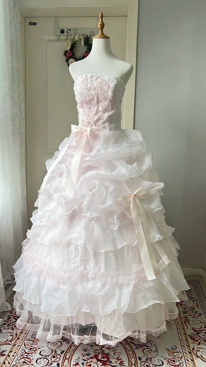 Sweet 16 Dresses Strapless Pink White Tiered Ball Gown With Bows Lace Embroidery Floor‑Length Quinceanera Dress RC0787