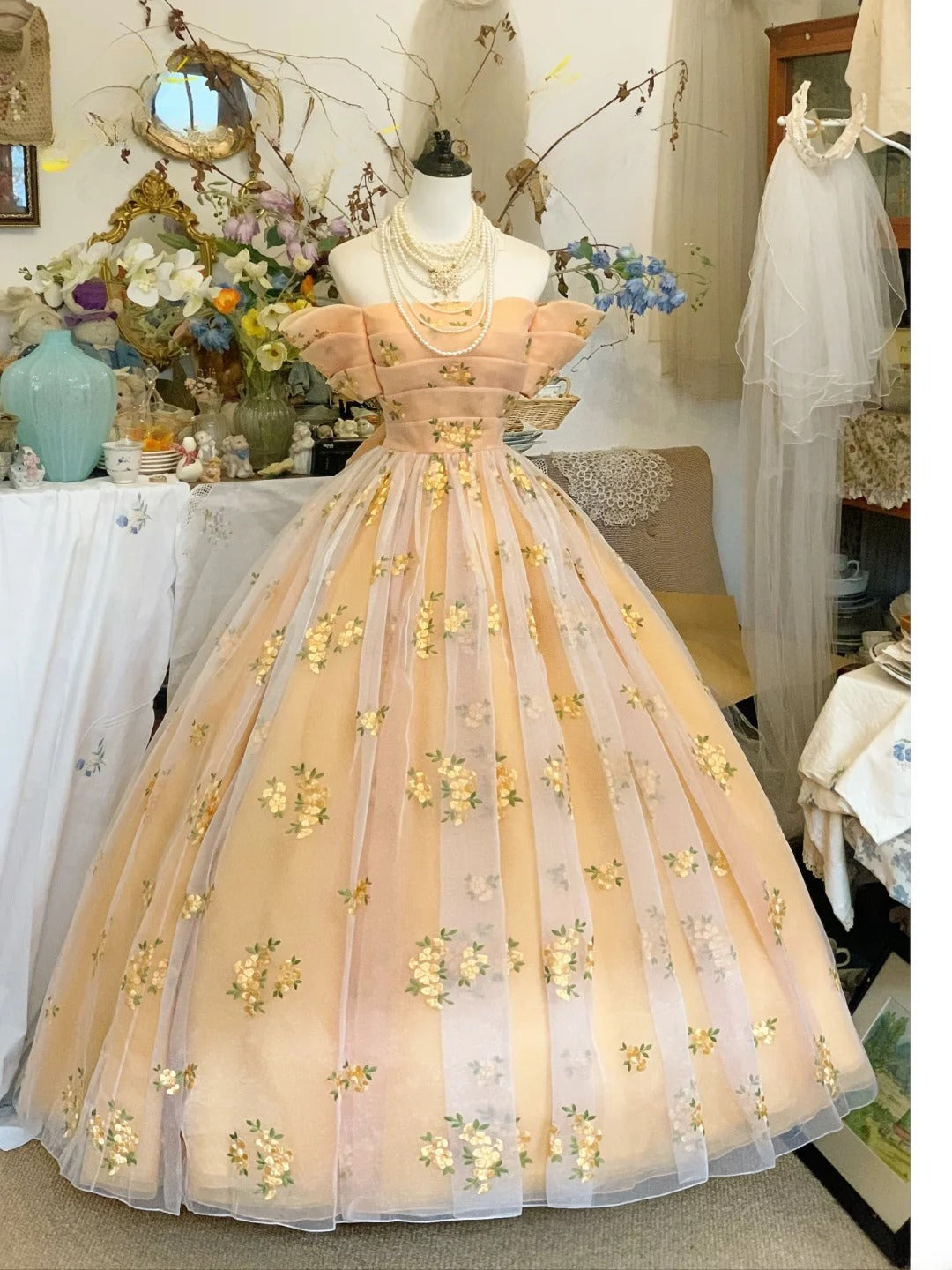 Sweet 16 Dress Ball Gown Yellow Floral Tulle Off Shoulder Vestido De 15 Sweet Sixteen Dress RB9575