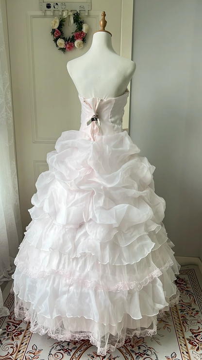 Sweet 16 Dresses Strapless Pink White Tiered Ball Gown With Bows Lace Embroidery Floor‑Length Quinceanera Dress RC0787