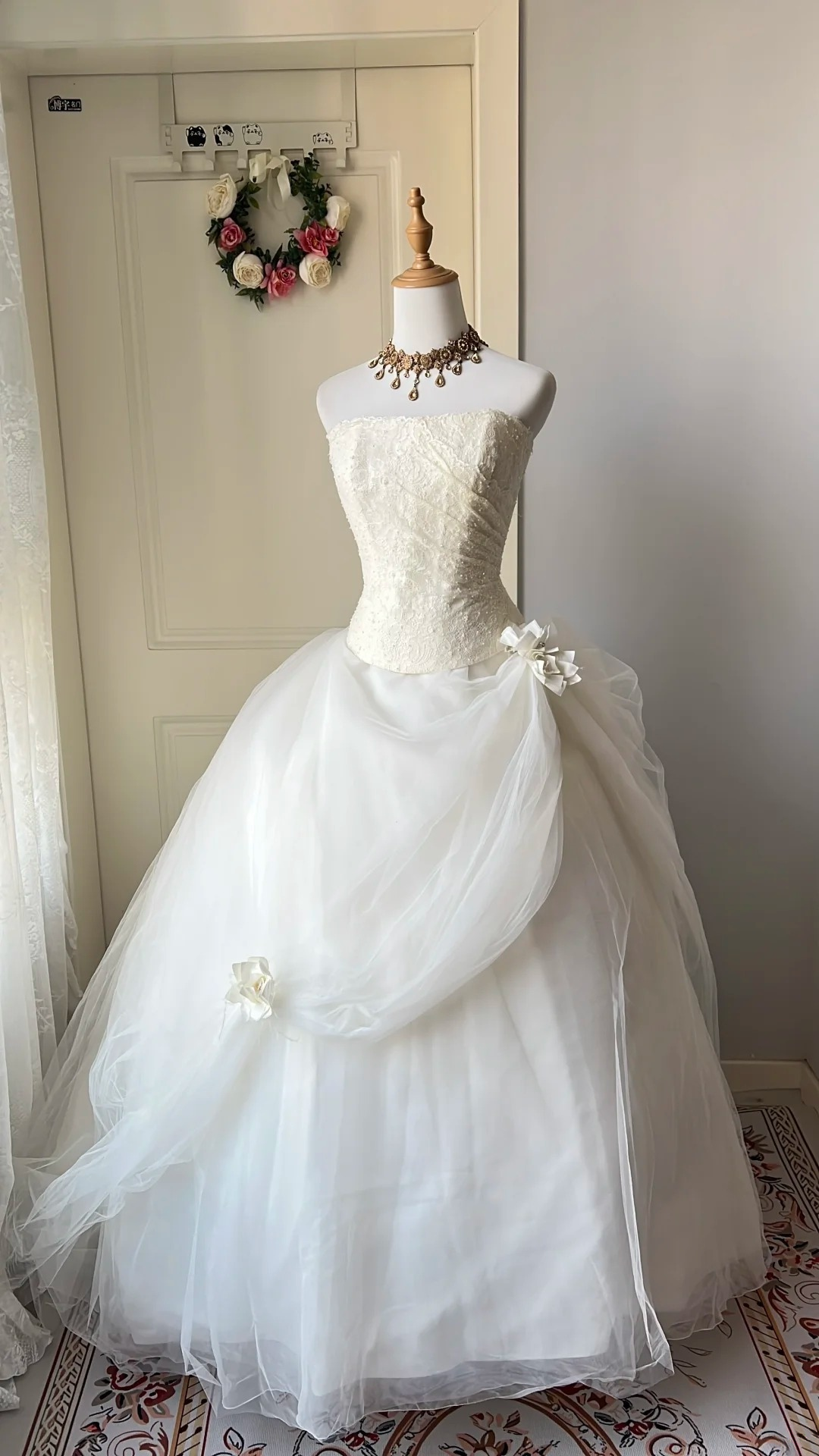 White Wedding Dress Ball Gown Strapless Sleeveless With Lace Tulle Long Bridal Gown RC0789