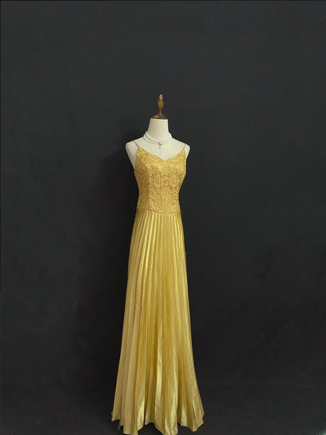 Vintage 90s A Line Spaghetti Straps Satin With Gold Beading Long Prom Dresses Formal Outfit Evening Night Dress RB7934