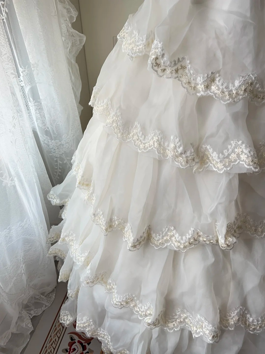 Fairytale Sweet 16 Princess Gown V Neck Tulle Lace Tiered Ruffled Skirt With Appliques Floor‑Length RC0796