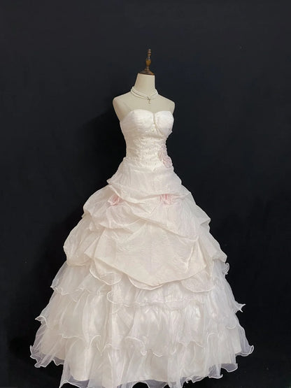 Princesses Fairytale Ball Gown Sweetheart Light Pearl Pink Long With Tiered Long Quince Dress Quinceanera Dresses Formal Birthday Outfits RB7944