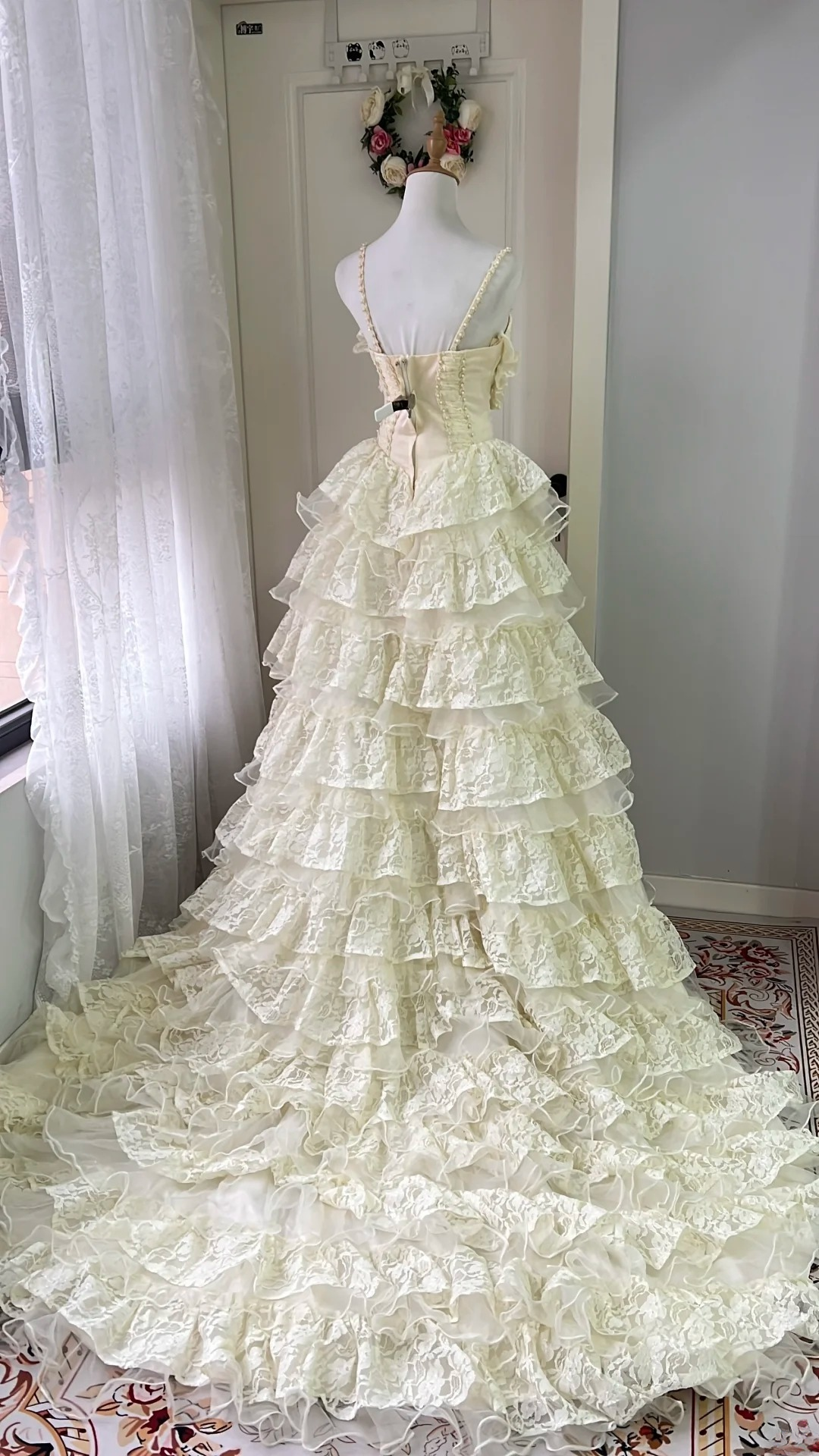 Cream Ivory Wedding Dress Ball Gown High Low Spaghetti Straps With Tiered Lace Bridal Gown RC0800