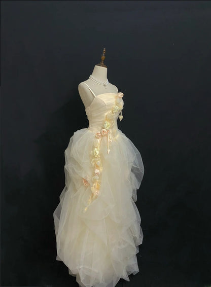Princesses Fairytale Ball Gown Spaghetti Straps Yellow Long With Flowers Long Quince Dress Quinceanera Dresses Formal Birthday Outfits RB7949
