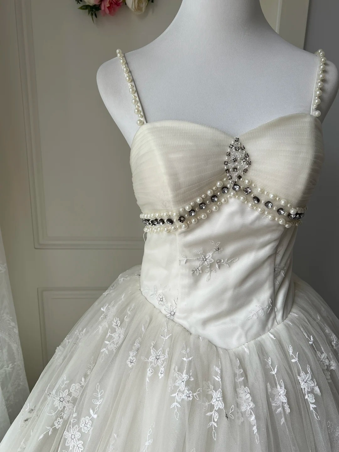 Fairytale Sweet 16 Dress Princess Ball Gown Spaghetti Straps Lace With Pearls Floor‑Length Quinceanera Dresses RC0812