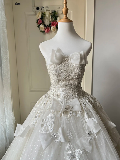 White Wedding Dress Ball Gown Modest Strapless With Appliques Lace Bridal Gown RC0813
